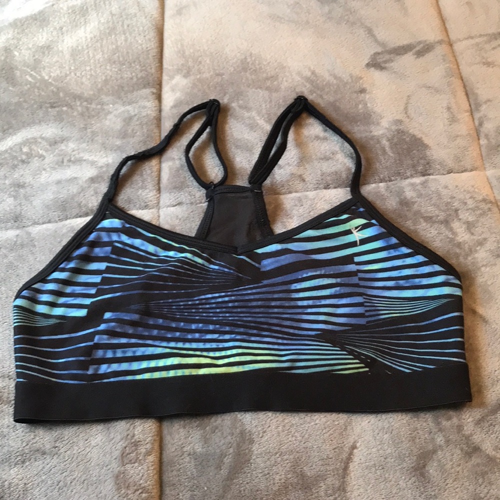 Danskin sports bra